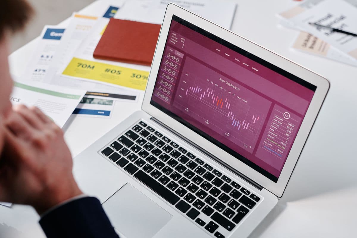 Website analytics on screen